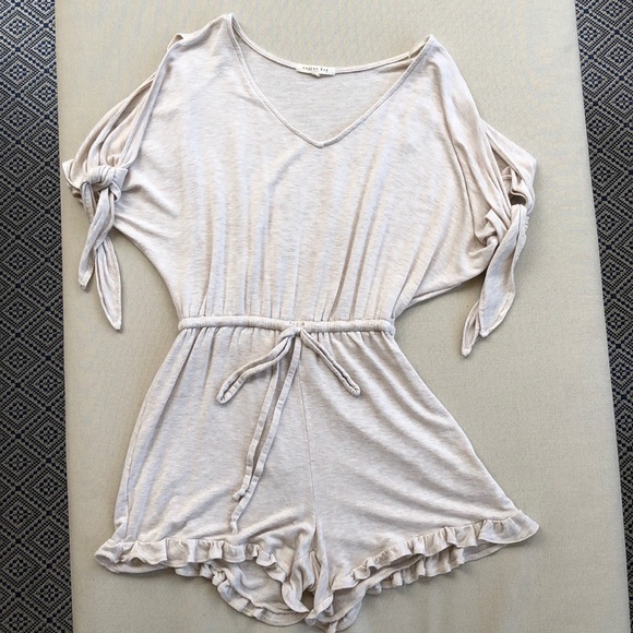 Cream Romper - Picture 1 of 3